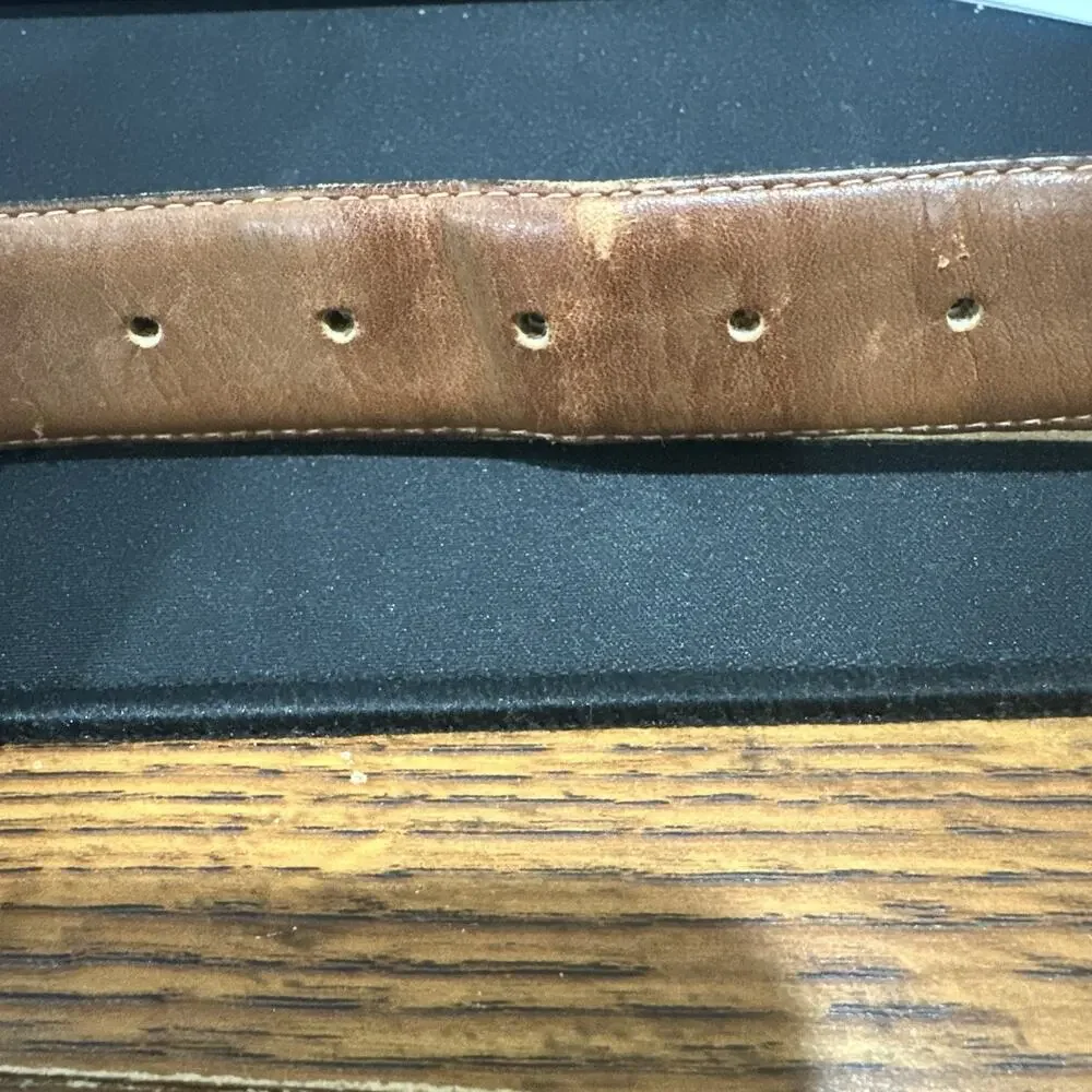 Waterbury CT Brown Leather Belt Brass Buckle Men's 32 Made in USA *Read
